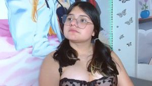 mackenhot303av