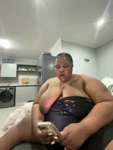 MissLola27