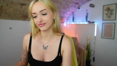 Watch Gia_Storm recorded live streams from Chaturbate on 2025/08/25, Cam Archive