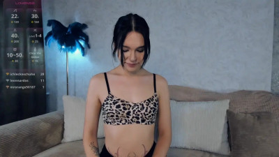 Watch MarryWebbb recorded live streams from Stripchat on 2025/08/26, Cam Archive