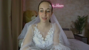 Anika_bloom