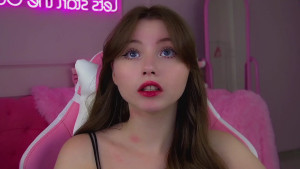 KeiraAsti