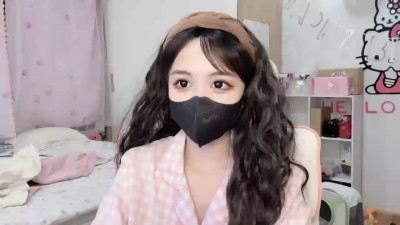 Watch ShengHan-Barbie recorded live streams from Stripchat on 2025/08/28, Cam Archive