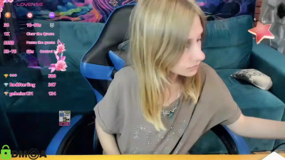 Watch Olisa_fox recorded live streams from Stripchat on 2025/09/09, Cam Archive