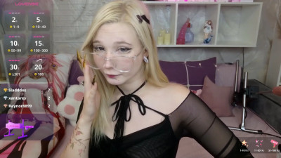 Watch meowkakitty recorded live streams from Stripchat on 2025/09/09, Cam Archive