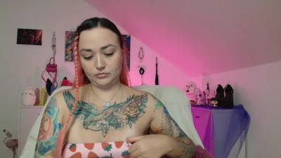 Watch PinkHurricaneOfficial recorded live streams from Stripchat on 2025/09/14, Cam Archive