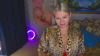 Watch Diana_Granden recorded live streams from Stripchat on 2025/09/15, Cam Archive