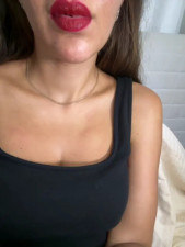 Watch Glamour_Grace recorded live streams from Stripchat on 2025/09/15, Cam Archive