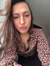 Watch AleksandraRich recorded live streams from Stripchat on 2025/09/20, Cam Archive