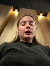 Watch StephanieMur recorded live streams from Stripchat on 2025/09/23, Cam Archive