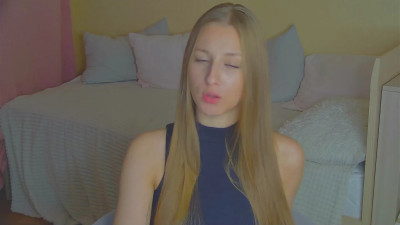 Watch BritneyCruze recorded live streams from Stripchat on 2025/09/30, Cam Archive