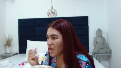 Watch kylieBensoon recorded live streams from Stripchat on 2025/09/30, Cam Archive