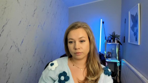 holly_bb95