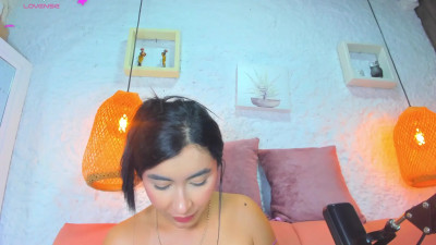 Watch emiily_s recorded live streams from Chaturbate on 2025/10/09, Cam Archive