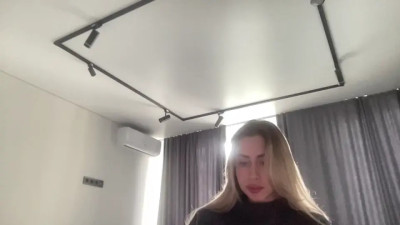 Watch melodie_sweet recorded live streams from Chaturbate on 2025/10/09, Cam Archive