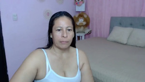 mature_martina