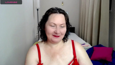 Watch milf_hornys recorded live streams from Stripchat on 2025/10/14, Cam Archive