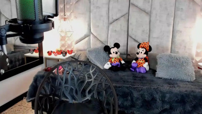 Watch NiicolleMiller recorded live streams from Stripchat on 2025/10/30, Cam Archive