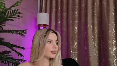 Watch eleineblue recorded live streams from Chaturbate on 2025/10/29, Cam Archive