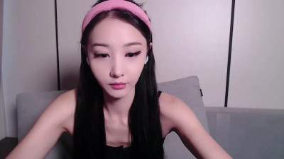 Watch Fudzik0 recorded live streams from Stripchat on 2025/10/26, Cam Archive