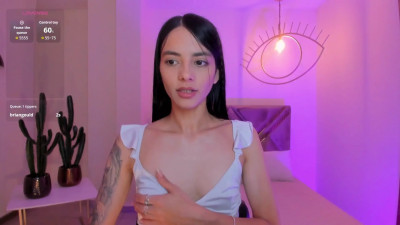 Watch hannahjamesx recorded live streams from Stripchat on 2025/10/18, Cam Archive