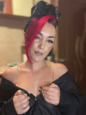 Watch MeganFoxiy recorded live streams from Stripchat on 2025/10/22, Cam Archive