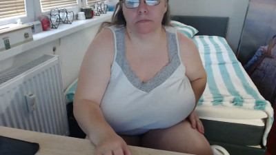 Watch sweetboobs85h recorded live streams from Chaturbate on 2025/10/31, Cam Archive