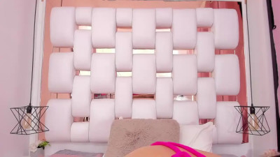 Watch EmmyCruzZ recorded live streams from Stripchat on 2025/11/02, Cam Archive