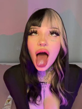 Watch madelinexx recorded live streams from Stripchat on 2025/11/10, Cam Archive