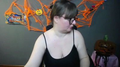 Watch zannadreil recorded live streams from Chaturbate on 2025/11/05, Cam Archive