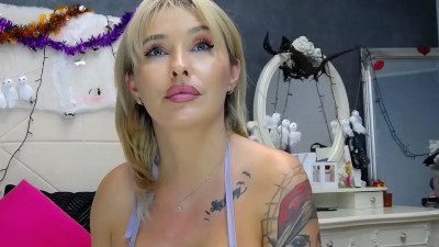 Watch IssaSmith recorded live streams from Stripchat on 2025/11/06, Cam Archive