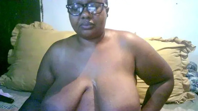 Watch YELLOW_BONE recorded live streams from Stripchat on 2025/11/10, Cam Archive