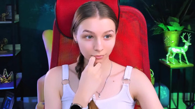 Watch juliedaniel recorded live streams from Chaturbate on 2025/12/04, Cam Archive