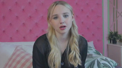 Watch Sky_Cutie recorded live streams from Stripchat on 2025/12/01, Cam Archive