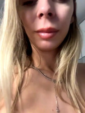 Watch snow_flakee recorded live streams from Stripchat on 2025/11/29, Cam Archive