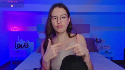 Watch l1ttle_angel__ recorded live streams from Chaturbate on 2025/11/26, Cam Archive